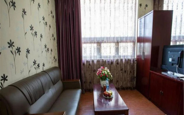 Shenggao Hotel Caoqiao Subway Station