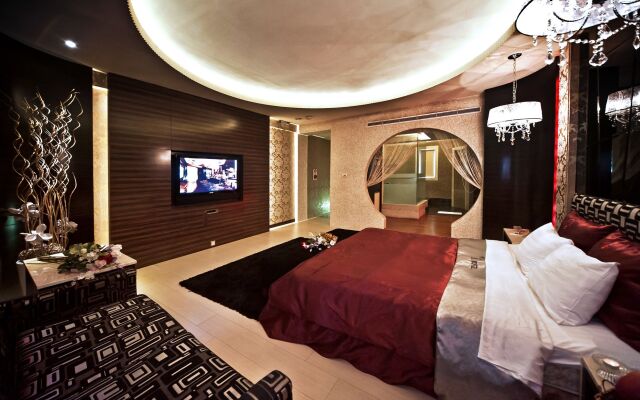 Xintiandi Motel