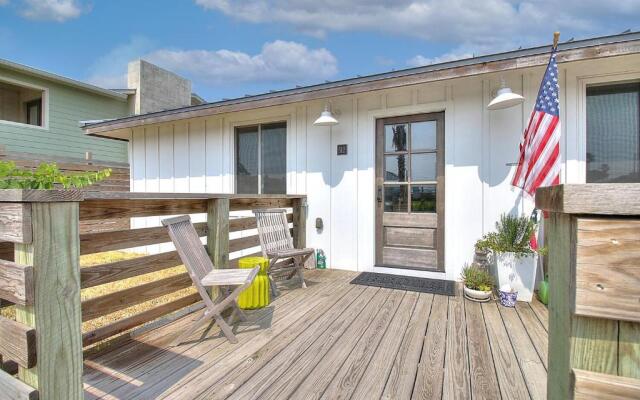 The Gulf House Gs512 Home