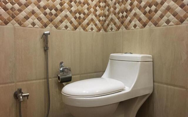 Spring Sky Mughalsarai By ShriGo Hotels