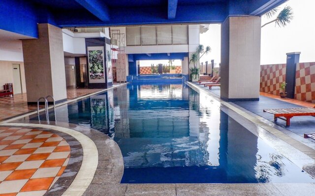 Convenient Studio Mangga Dua Apartment