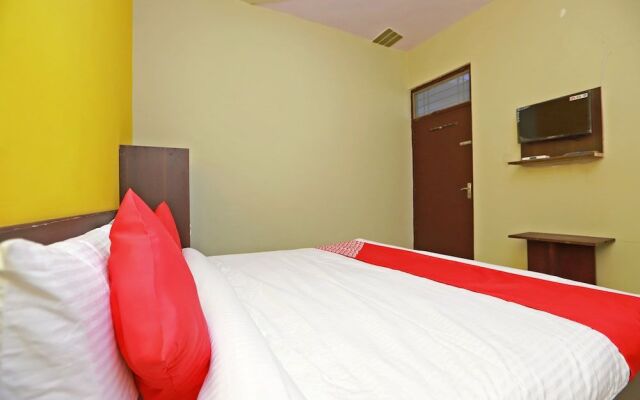 OYO 37470 The Mohan Grand