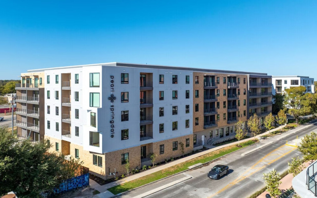 Landing Apartments Springdale - Austin