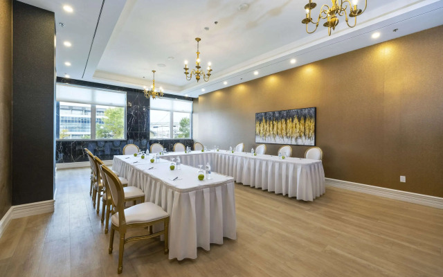 Halifax Tower Hotel & Conference Centre, Ascend Hotel Collection