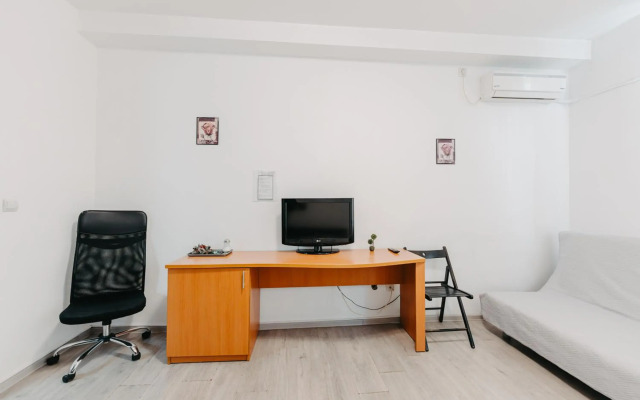 Studio Piata Amzei NR.1 (17 A)