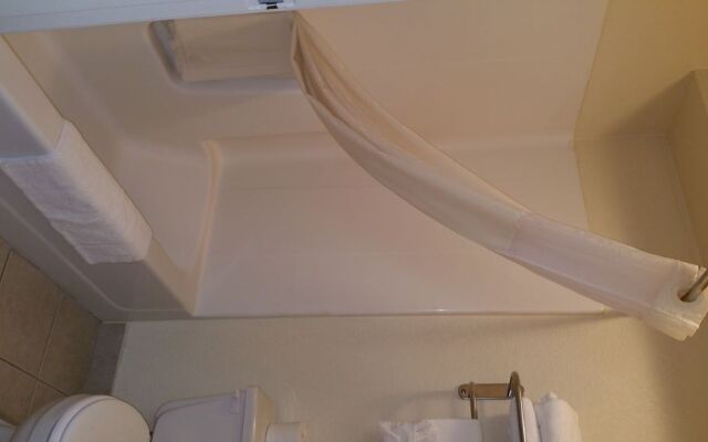 Quality Inn I-70 Wanamaker
