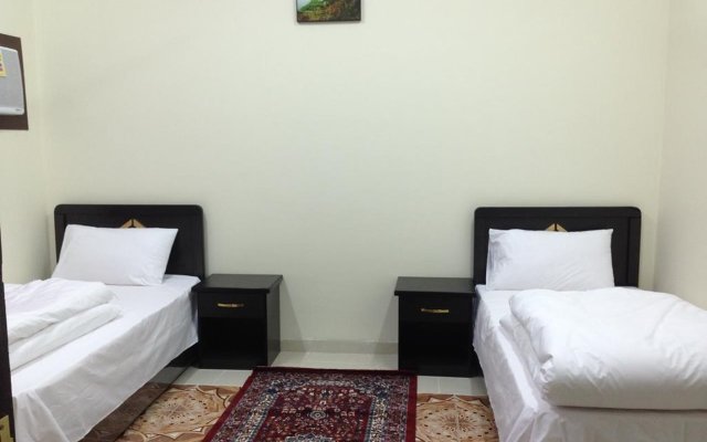Al Eairy Furnished Apartments Tabuk 4