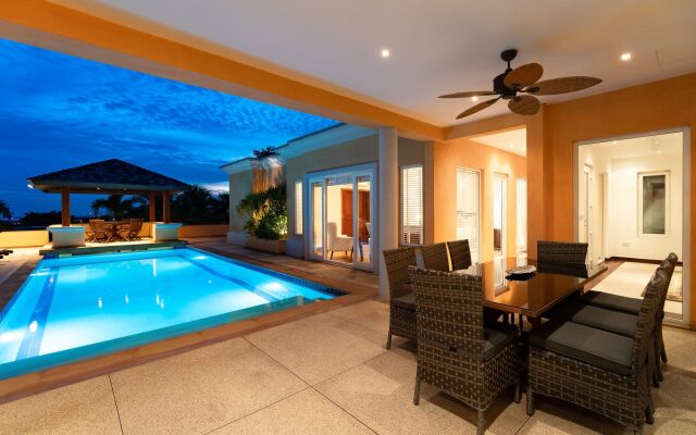 Sunset View Luxury Pool Villa