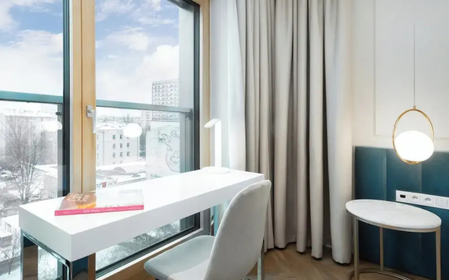 Mennica Amethyst by Renters Prestige