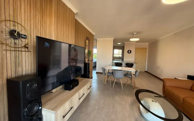 Villa Italia 836 by Ctha