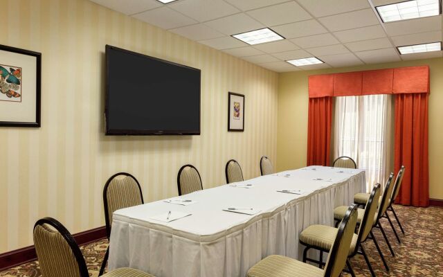 Hampton Inn & Suites Prattville