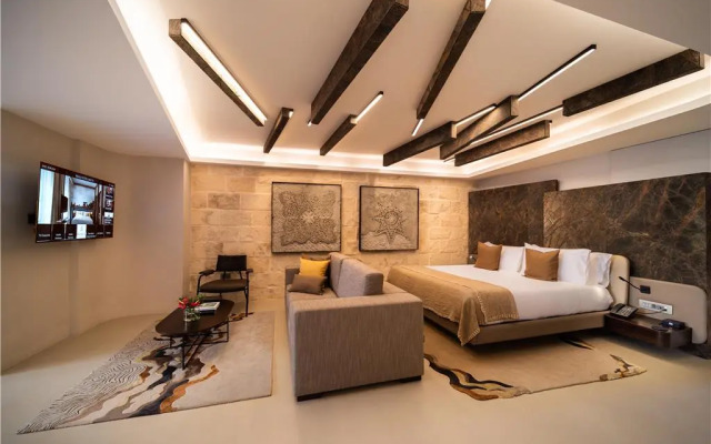 Iniala Harbour House