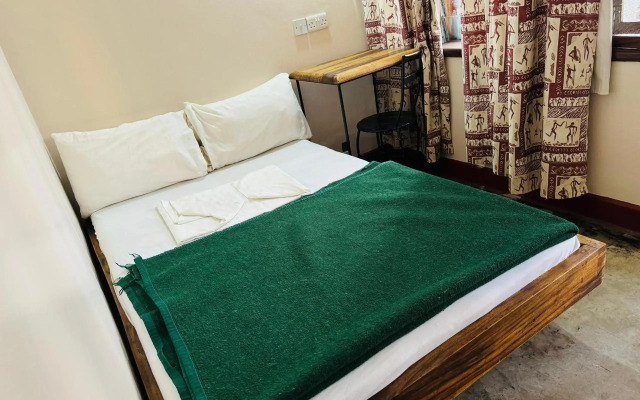 Arusha Backpackers Hotel - Hostel