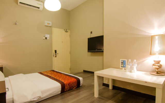 OYO 272 I Hotel