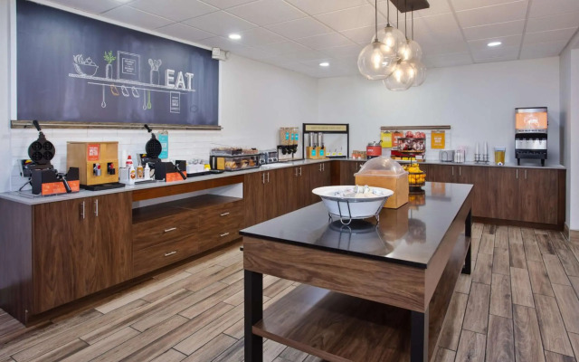 Hampton Inn & Suites Tampa East (Casino Area)