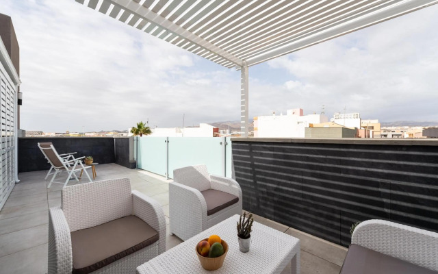 Durmiendo sobre el mar, Vivienda Los Riscos