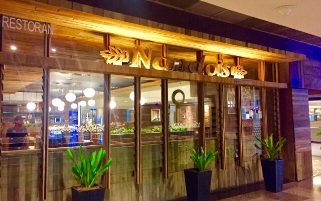 Makam Service Suites Times Square