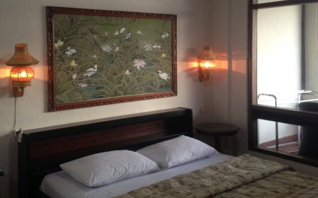 Dewa Bharata Bungalows Candidasa