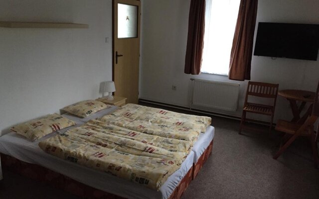 Guest House Marzebilla Pernink