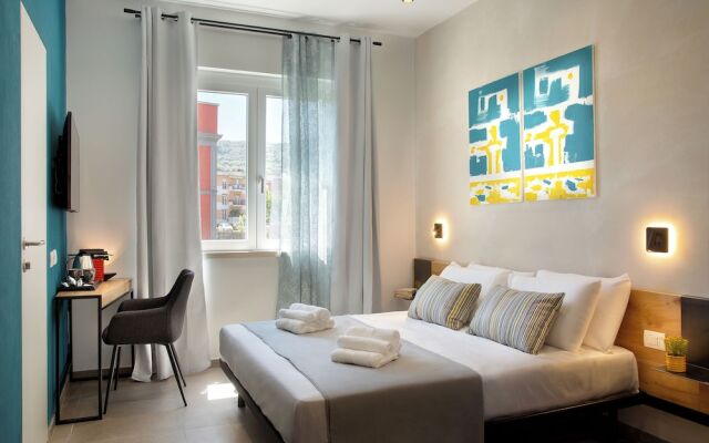 Mare Fuori Rooms