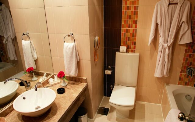 Elysees Dream Beach Hotel