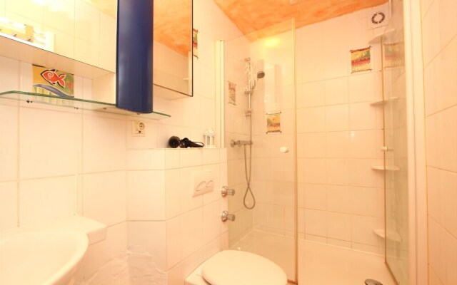 PRIVATE HOUSE MATTHÄIKIRCHSTRAßE