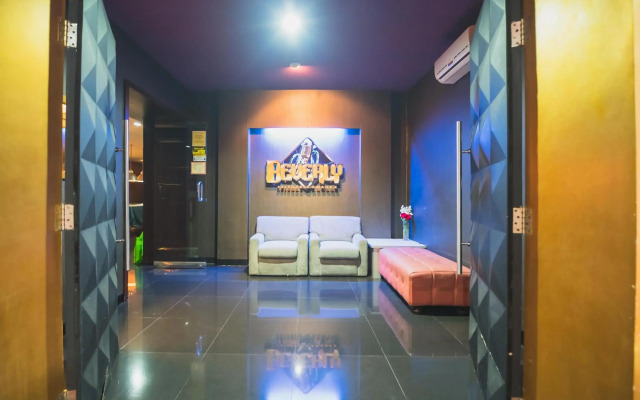 RedDoorz Plus near Kampung Gajah 3