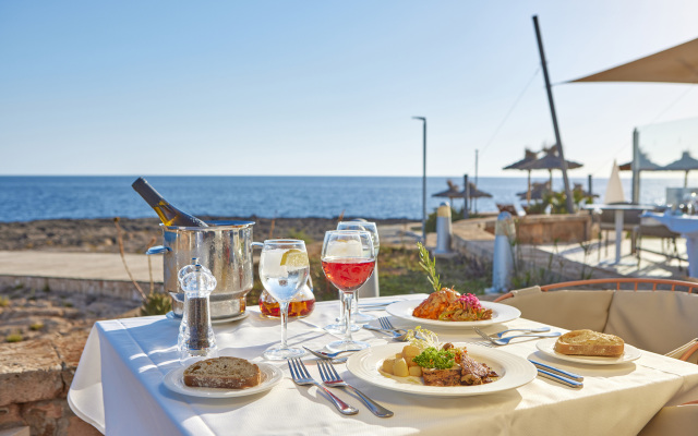 Universal Hotel Cabo Blanco - Adults Only