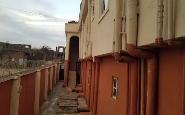 Purple Hills Hotel