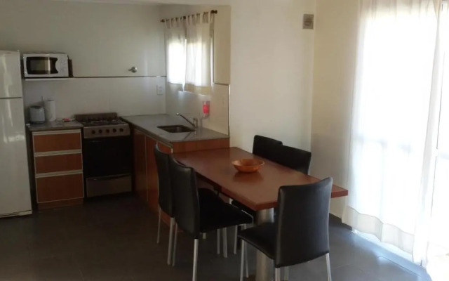 Las Brusquitas Apart