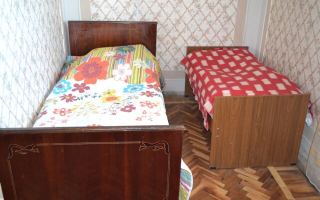 Serik & Geora Guesthouse