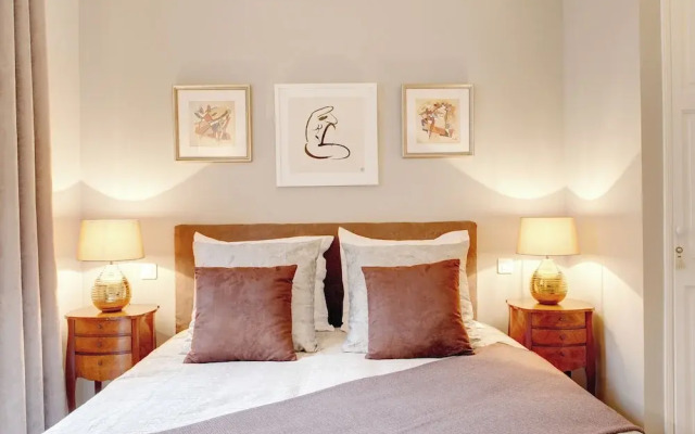 Paris Blanc Manteau Residence