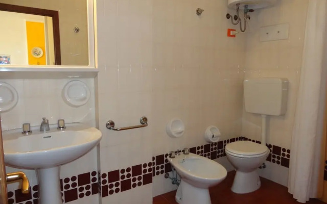 Great Flat With Shared Pool and Lovely Balcony