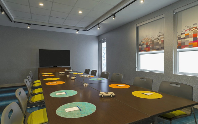 Aloft College Station