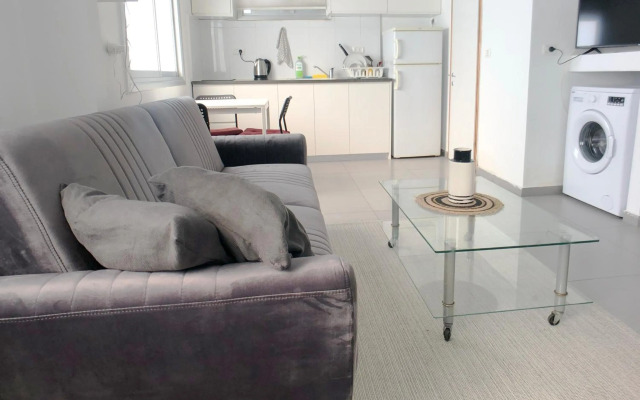 Lev Florentin Apartments