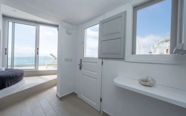 Anemos Cave Suites