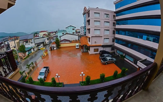 Anoulackkhenlao Hotel