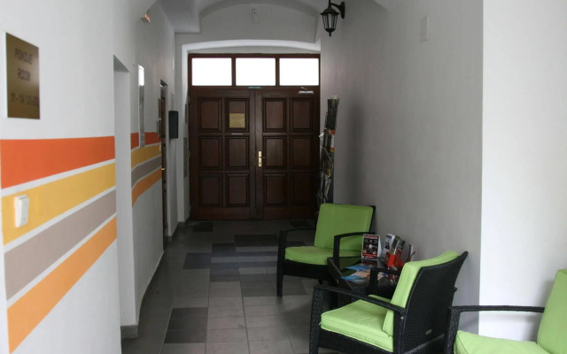 Hotel Aaron