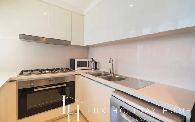 LUX The Burj Khalifa Downtown View Suite