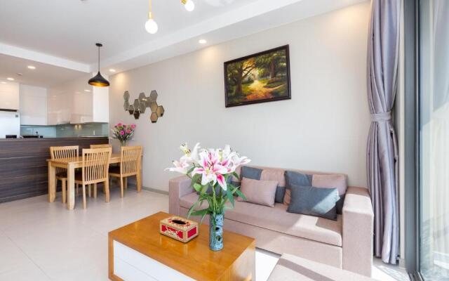 Gold View APT1/2bed/2bath/free pool and Gym
