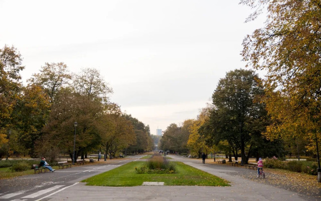 Solec Studio Center River