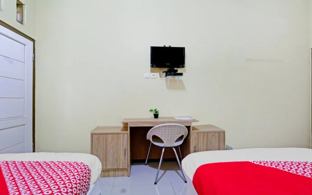 OYO 90516 RGH Syariah Argopeni – Guest Rooms – Wonosobo
