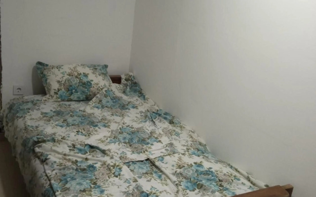 Monte room