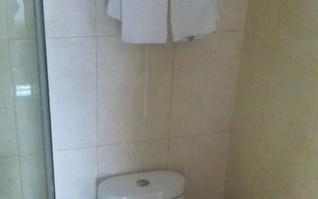 Fangze Hotel (Jinan West Market Store)