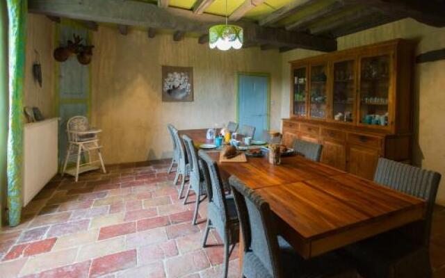 Au Mas Des Calmettes