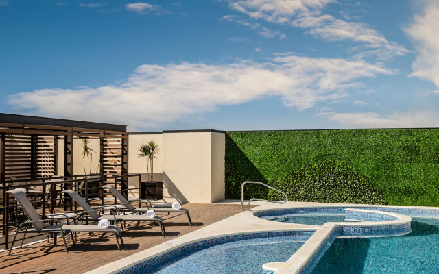 Fiesta Inn Express Queretaro Constituyentes