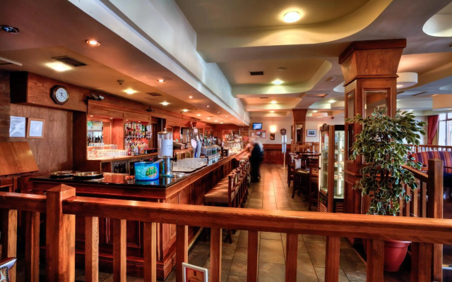 West County Hotel