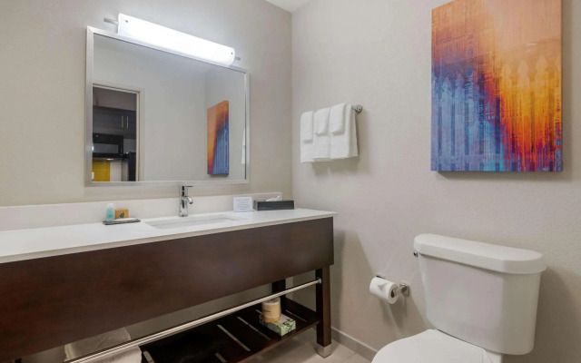 MainStay Suites Bricktown - near Medical Center