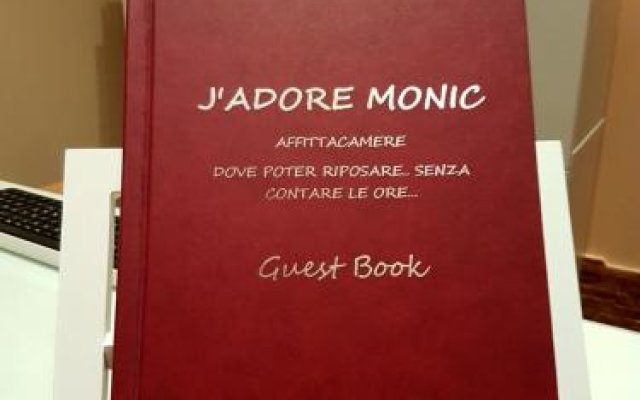 Jadore Monic