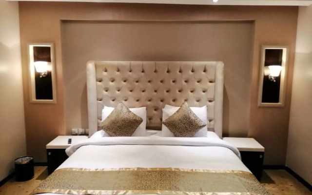 Grand Lily Hotel Suites